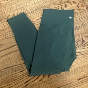 Lululemon Size 12 LUXTREME 7/8 olive green